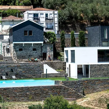 Casa Foz Do Corgo - Private Pool, Gardens And River Access Villa Peso da Regua