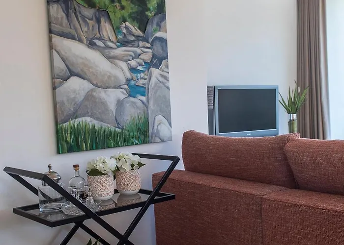 빌라 Casa Foz Do Corgo - Private Pool, Gardens And River Access