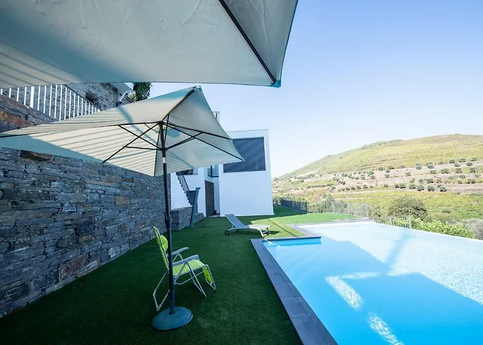 Villa Casa Foz Do Corgo - Private Pool, Gardens And River Access *